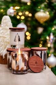 Stylish Christmas Home Decor For Your Apartment Alicia Tenise