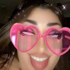 Olivia Ricketts's Instagram, Twitter & Facebook