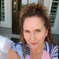 Mary Ellingwood's Instagram, Twitter & Facebook