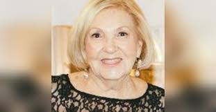 Elaine Beaulieu's Instagram, Twitter & Facebook