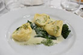 Nella pace e nella quiete dell'area vesuviana, in quella torre del greco che sa essere accogliente e silenziosa, orgogliosa e non torre del greco. Gran Gala Di Natale Villa Trabucco Luciano Pignataro Wine Blog