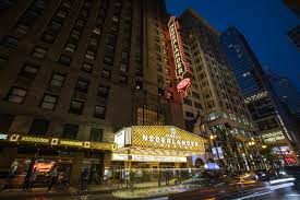 Showplace icon at roosevelt collection with icon x. Guide To Chicago Theaters Choose Chicago