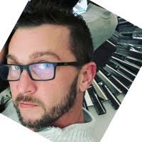 40+ "Robert Hedge" profiles