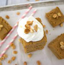 Spray a 9­ x 13­ baking pan with nonstick spray. 15 Amazing Low Calorie Desserts Vegan Gluten Free Sugar Free