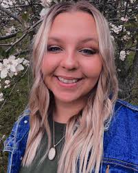 Destiny Bradshaw (@destinypearl15) • Instagram photos and videos