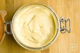 Mayonnaise Moderne En 2020 Mayonnaise Recette Graine De Moutarde