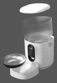 Automatic Pet Feeder With Camera