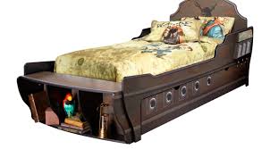 Pirate bedding sets, pirate comforter sets, pirate quilts, and pirate duvet covers can be perfect in a nautical themed home. Disney Pirates Chocolate Brown 4 Pc Twin Bed Novelty