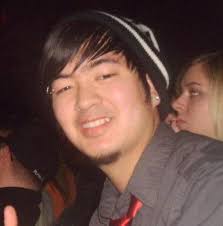 Radies and gentremen, I now present to you from back in the day…..”Emo  Jason” 😂😆 P.S. I still have my ears pierced. 😃