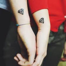 Kostbare Diamant Tattoos Bedeutung Neu Tatto Designs 2018 Tattoo Freundschaft Tatowierungen Im Partnerlook Bff Tattoos
