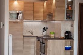 Pin By Andrea Husi On Konyha In 2020 Kitchen Kitchen Cabinets Home Decor