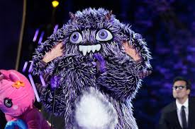 Tune in to the masked singer on fox, wednesdays at 8/7c! The Masked Singer Recap Gremlin Eliminates Himself To Reveal Oscar Nominee Ew Com