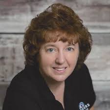 Sharon Elwell's Instagram, Twitter & Facebook