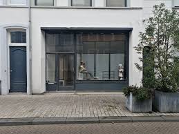 Spoorlaan 181 5038 cb tilburg: Mysterie De Etalage In De Willem Ii Straat Indebuurt Tilburg