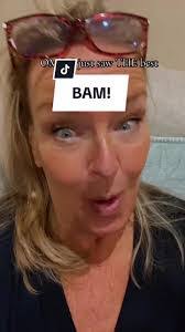 Julia Kyle's Instagram, Twitter & Facebook