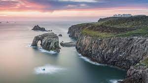 Windows 10 downloads images for the lock screen from the internet. Windows 10 Lock Screen Wallpapers Wallpaper Cave