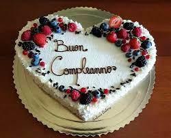Pin Di Grazia Maria Su Auguri Torte Di Buon Compleanno Torte Per L Anniversario Buon Compleanno