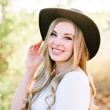 Mallory Barlow (@malloryb.beauty) · Instagram 照片和视频