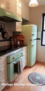 But, i simply cannot afford a $200 toaster. New Vintage Kitchen Ideas Vintagekitchen Retro Kitchen Appliances Retro Kitchen Retro Home Decor