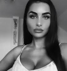 Diana Trif's Instagram, Twitter & Facebook