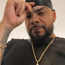 Dustin Mcpherson's Instagram, Twitter & Facebook