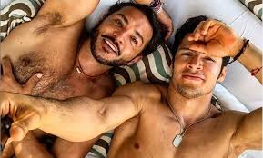 By matt loede june 28, 2021, 8:13 am updated. Alejandro Maldonado Y Eduardo Avila Comparten Foto En La Cama