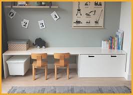 Kreative Und Grossartige Speelhoek Zelf Fertigt Mit Stil Livelovehome Speelhoek Zelf Fertigt Mit S In 2020 Kinder Zimmer Schreibtische Kinderzimmer Kinderschlafzimmer