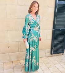Isabel Preysler Espectacular Con Gorettymedinac Styled By Estilismo Creado Por Una Servidora Mitr Isabel Preysler Preysler Confeccion De Vestido