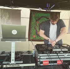 ǝɔɐɥƆ (@burgess.music) • Instagram photos and videos