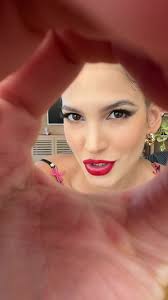 Como Vestir Calaveras De Papel Como Frida Khalo