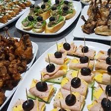 Pin By A On Cuisine Africaine African Cuisine Delicious Breakfast Buffet