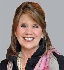 Lenora Pate's Instagram, Twitter & Facebook