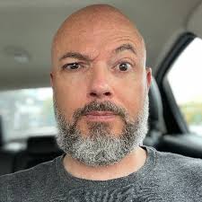 Peter Breuer (PeterBreuer5280@)