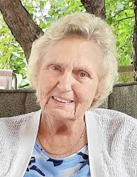 Gloria Esther Jean Main