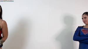 Latín Enf Productions - Wonder Julia Vs SuperPia - Superheroine Porn -  XFights