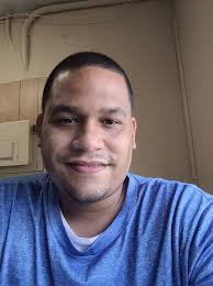 El joven Lemuel López, de Jayuya, Puerto Rico, cuenta con su negocio Lemuel  Natural Products, donde vende los siguientes productos: