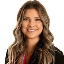 Kristin Houck's Instagram, Twitter & Facebook