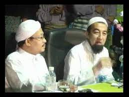 Ustaz kazim elias adalah seorang penceramah bebas yang terkenal di malaysia. Eksklusif Kadar Nafkah Bagi Isteri Ustaz Kazim Elias Al Hafiz Ustaz Azhar Idrus Youtube