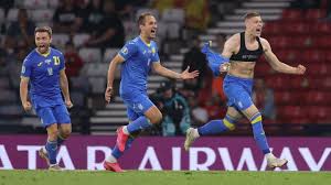 Nach einem foul von danielson gibt es einen check die ukraine kommt direkt zu zwei weiteren abschlüssen. Fzfdtrakvsp5em