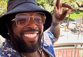 Cubadebate comes to the defense of "El Micha": "He exploded in response to  the traditional harassment."