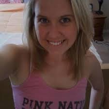 Chelsea Stout's Instagram, Twitter & Facebook