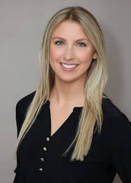 So so excited for Kendra Padfield and Sean to make this beautiful townhouse  a home!! 🥰 I'm so happy I could help you find a place in such a short  amount of