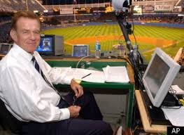 A sports commentator's starting salary at espn depends on a number of factors, including the experience a commentator brings to the position. How Much Does A Broadcast Sports Announcer Make Sports Management Degree Guide