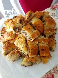 peynirli kiymali kol boregi yemek tarifleri yemek koltuklar