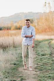 15 Favorite Senior Images Of 2019 Senior Photos Boys Senior Photo Outfits Senior Photo Poses