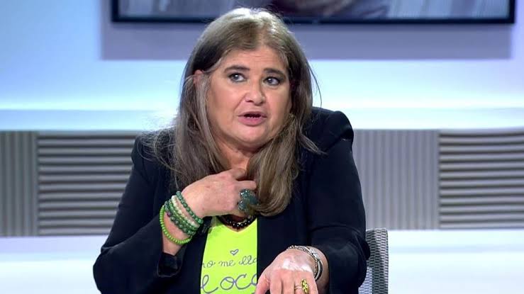 Lucía Etxebarría habla de su incómodo momento con el emérito: "Sentí que me  invadía" - En boca de todos