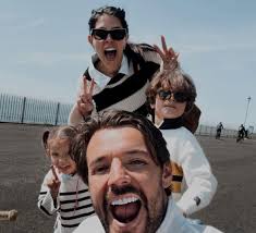 Ekin Who! Never Letting Anyone Else Consoling Anyone But Her!!But Yet  Stirring The Pot And Getting In On All The Gossip & Not Genuine At Al! And  Her Relationship With Curtis Is