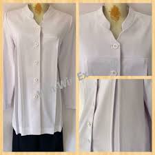 Baju kerja untuk ibu hamil selanjutnya yakni dengan mengenakan dress dengan ukuran longgar. Seragam Kerja Hamil Server Gambar Myuniform Xyz