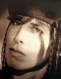 Celebrities with last name: Peacock