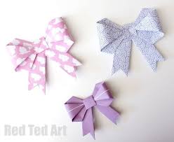 Sort of like you do when cutting out paper hearts, you know? Origami Paper Bows Gorgeous Gift Wrap Idea Red Ted Art Make Crafting With Kids Easy Fun